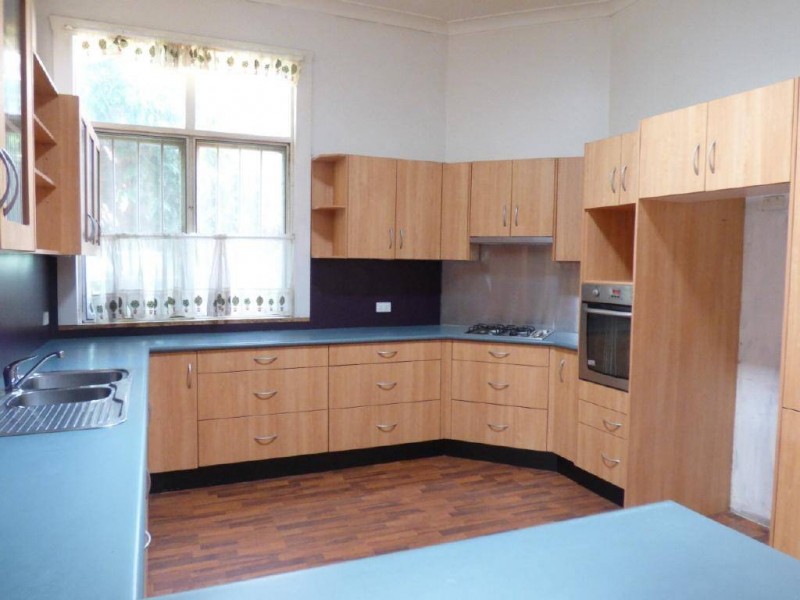 78 Sutton Street, Cootamundra NSW 2590