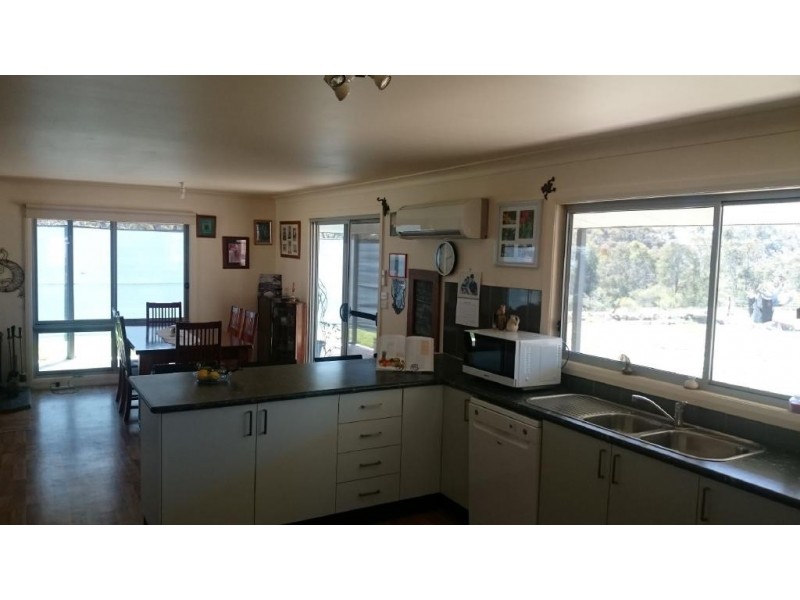 108 Whites Lane, Stockinbingal NSW 2725