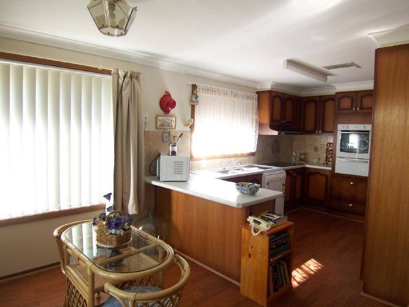 5 Dickson Street, Cootamundra NSW 2590
