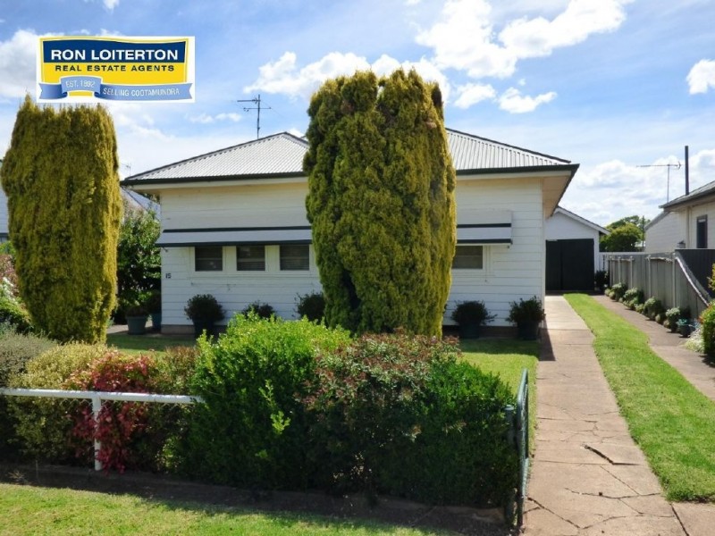 15 Murray Street, Cootamundra NSW 2590