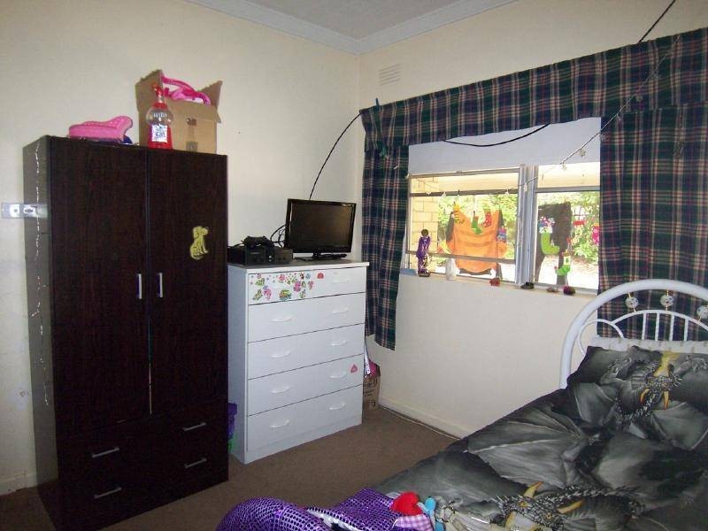 27 John Street, Cootamundra NSW 2590