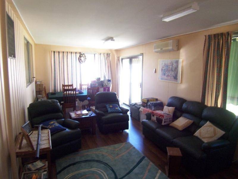 4 George Street, Cootamundra NSW 2590