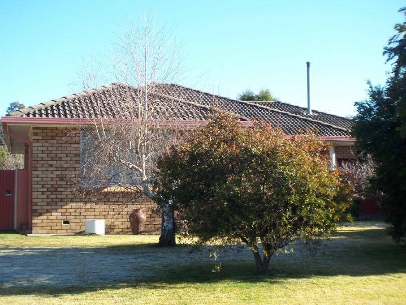 67 Olney Street, Cootamundra NSW 2590