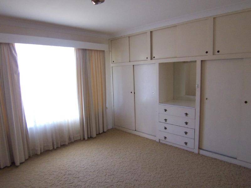 67 Olney Street, Cootamundra NSW 2590