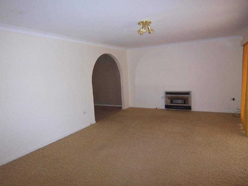 67 Olney Street, Cootamundra NSW 2590
