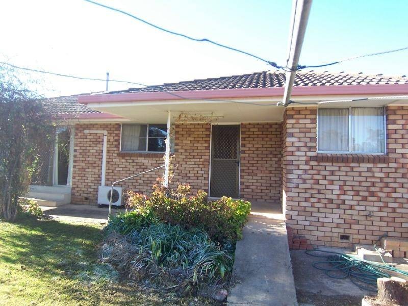 67 Olney Street, Cootamundra NSW 2590