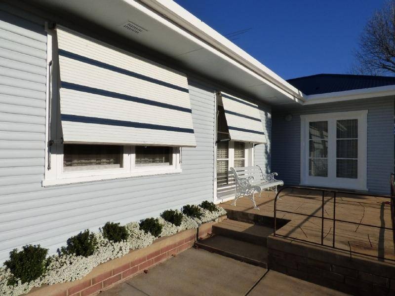 62 Olney Street, Cootamundra NSW 2590