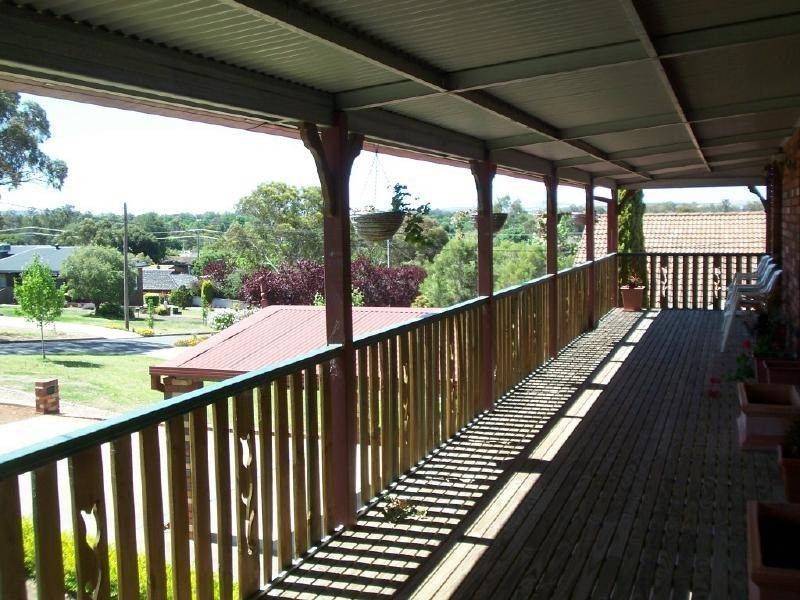 11 Donaldson Street, Cootamundra NSW 2590