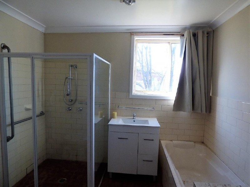 36 Murray Street, Cootamundra NSW 2590