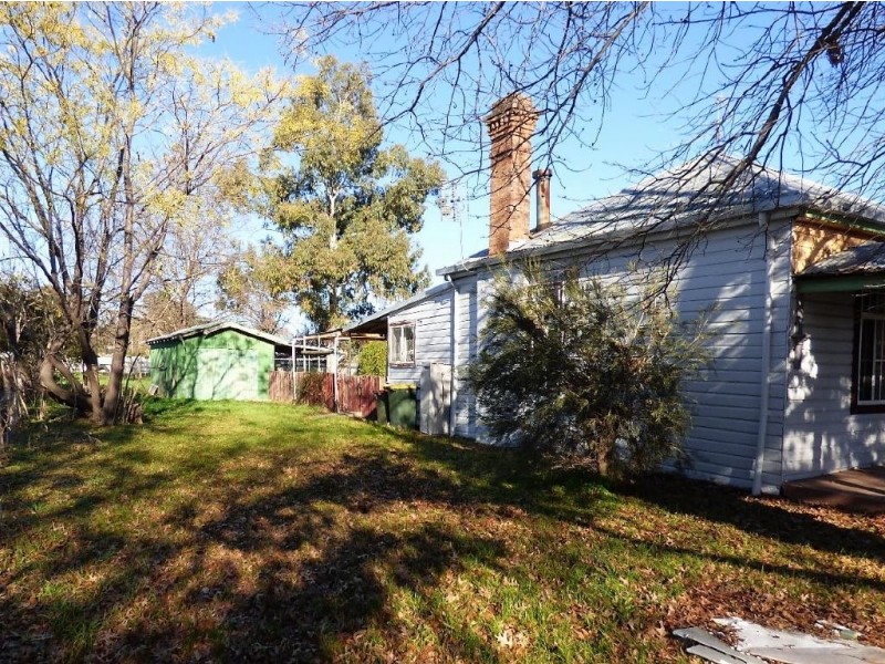 36 Murray Street, Cootamundra NSW 2590