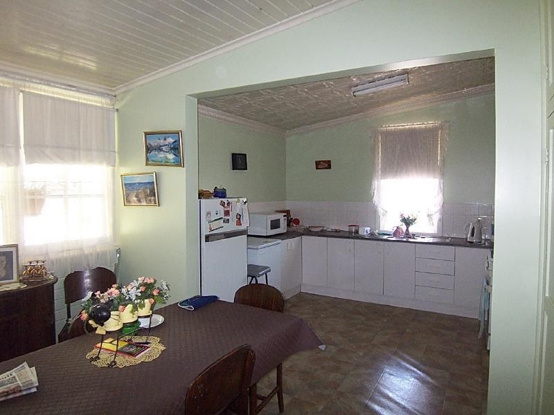 6 Justin Street, Cootamundra NSW 2590