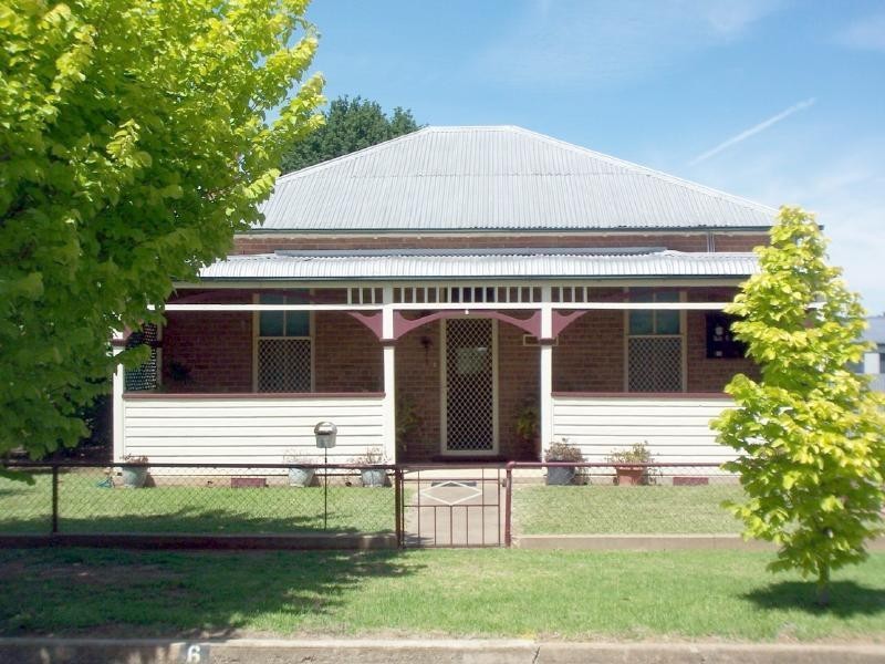 6 Justin Street, Cootamundra NSW 2590