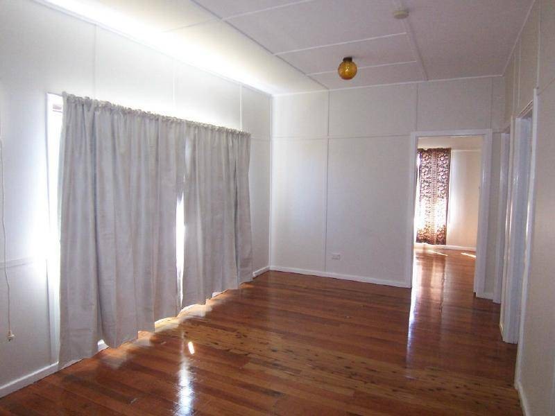 17 Wills Street, Cootamundra NSW 2590