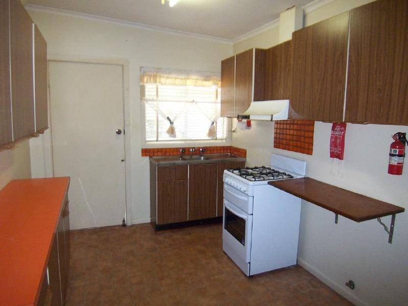 35 Sutton Street, Cootamundra NSW 2590