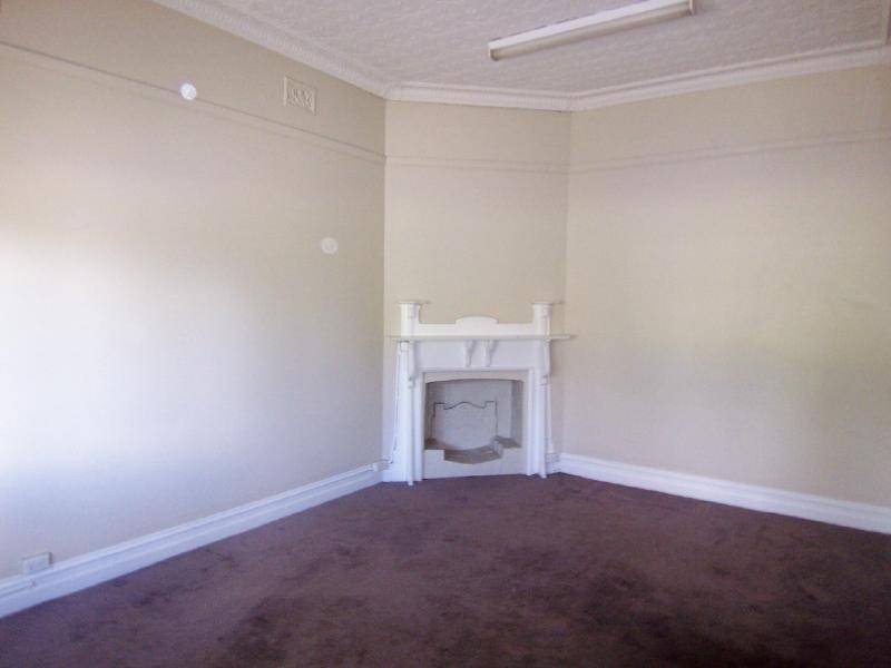 25 Thompson Street, Cootamundra NSW 2590