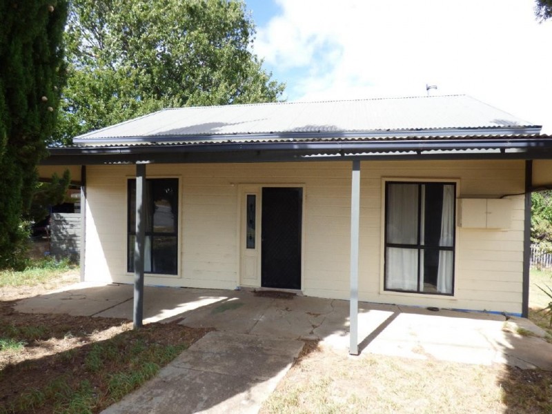 96 North Street, Harden NSW 2587