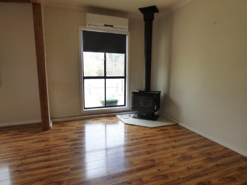 96 North Street, Harden NSW 2587