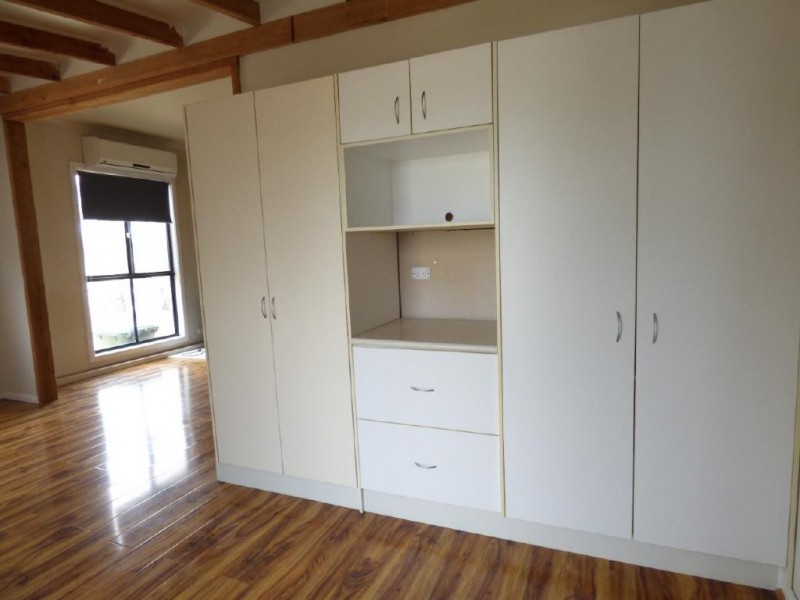 96 North Street, Harden NSW 2587