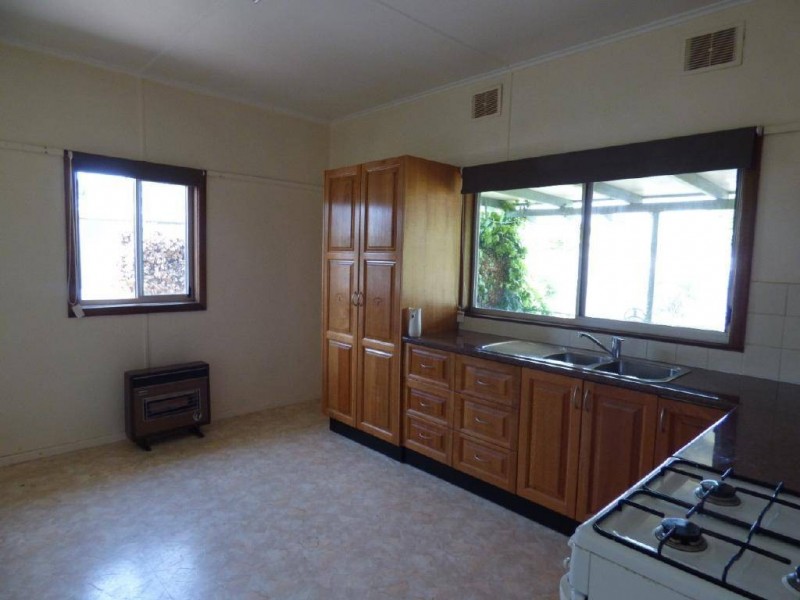 14 Harley Avenue, Cootamundra NSW 2590