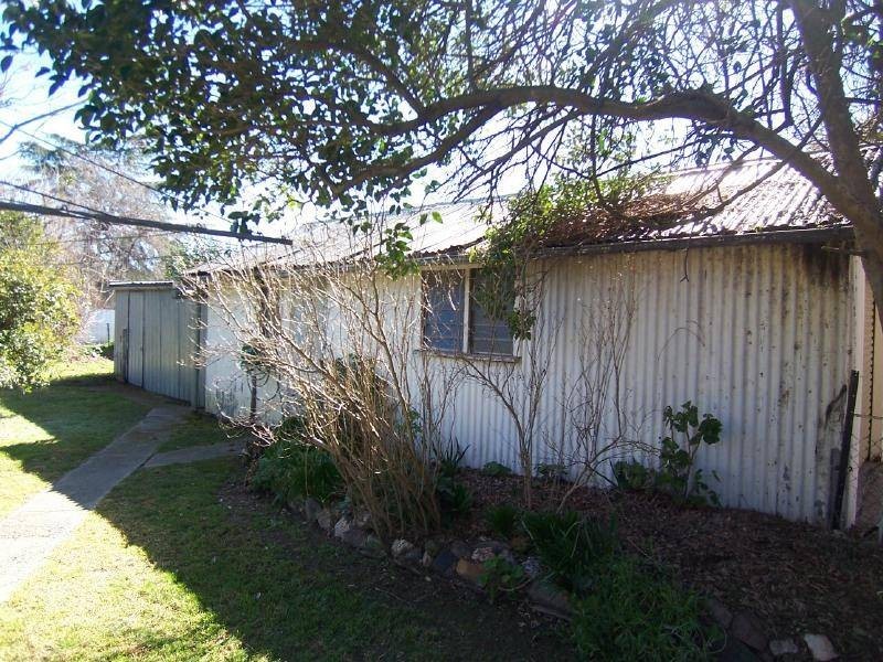 195 Thompson Street, Cootamundra NSW 2590