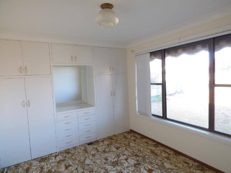 91 Adams Street, Cootamundra NSW 2590