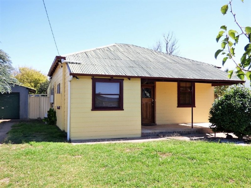 191 Hovell Street, Cootamundra NSW 2590
