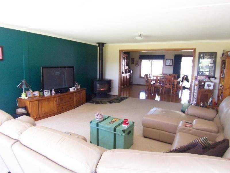 69 O’Brien Street, Stockinbingal NSW 2725