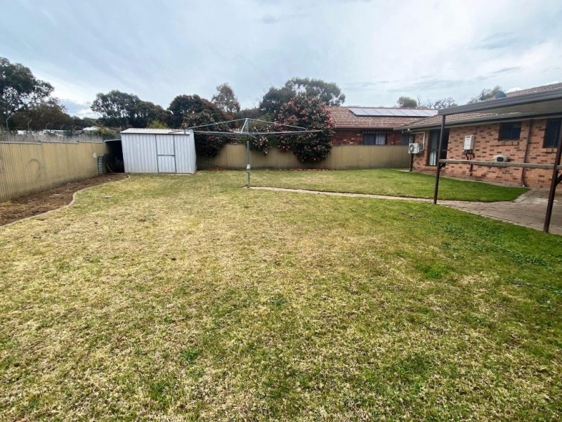 21 Inala Place, Cootamundra NSW 2590