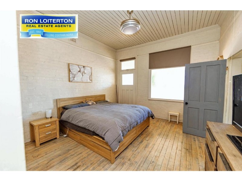 18 King Street, Cootamundra NSW 2590