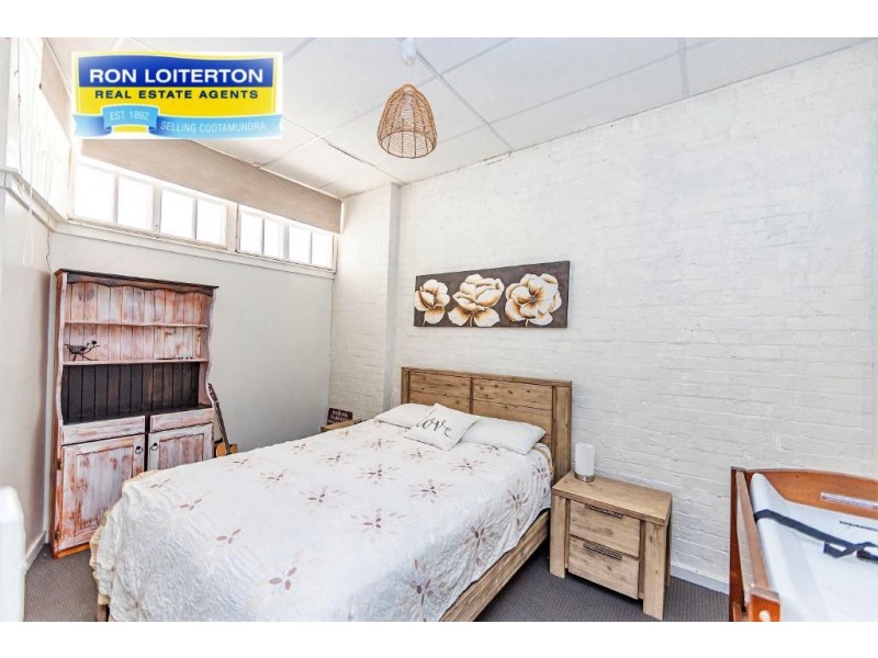 18 King Street, Cootamundra NSW 2590