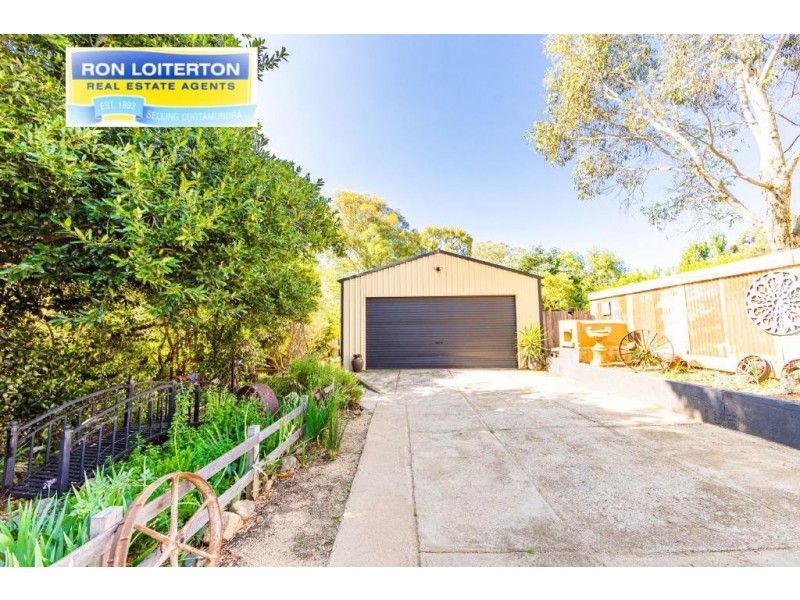 18 King Street, Cootamundra NSW 2590