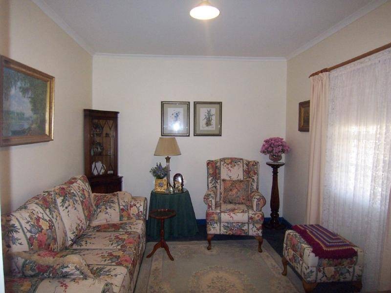 63 Cowcumbla Street, Cootamundra NSW 2590