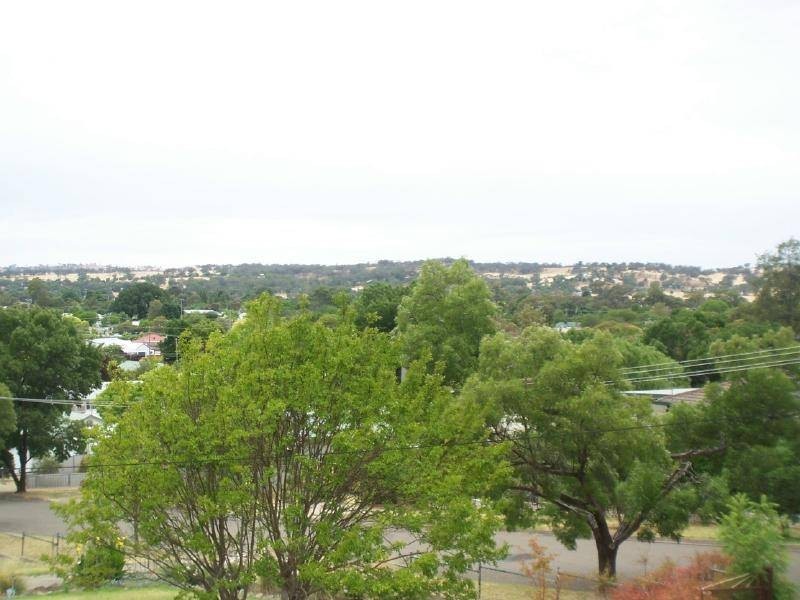 27 John Street, Cootamundra NSW 2590