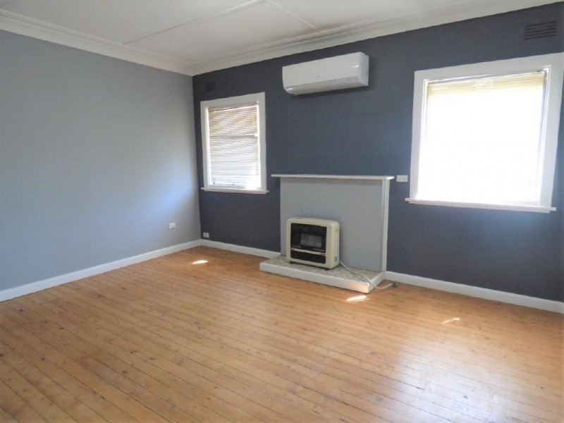 30 Cowcumbla Street, Cootamundra NSW 2590