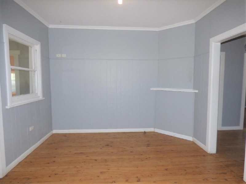 30 Cowcumbla Street, Cootamundra NSW 2590
