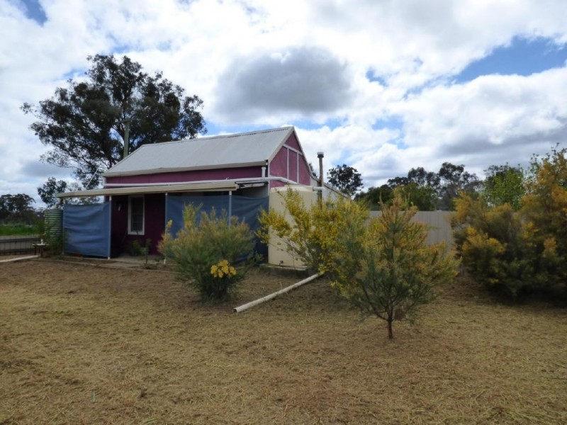 9 Boundary Street, Bethungra NSW 2590