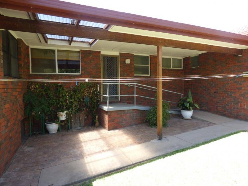 205 Thompson Street, Cootamundra NSW 2590