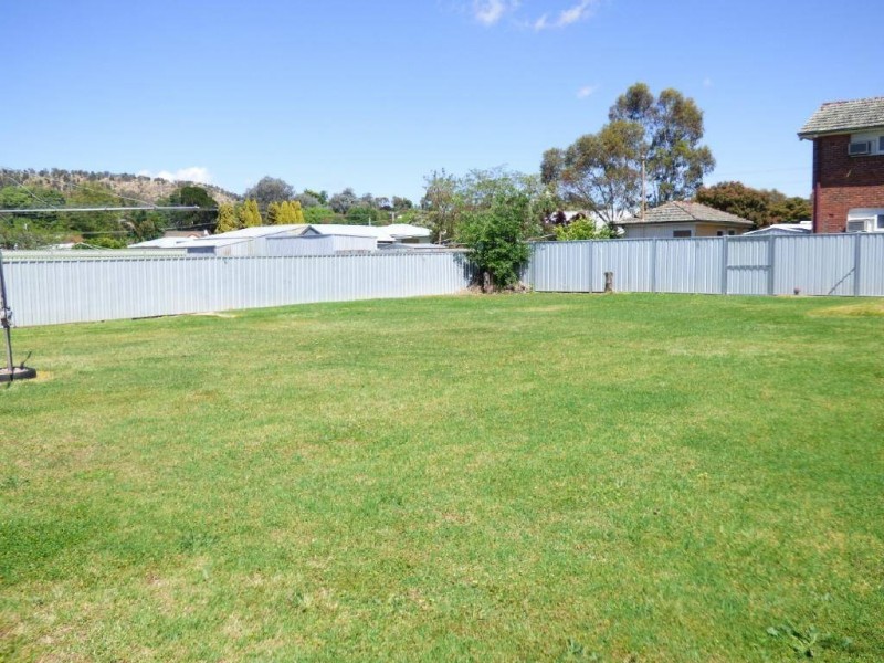 209 Hovell Street, Cootamundra NSW 2590