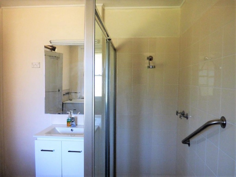 51 Hovell Street, Cootamundra NSW 2590