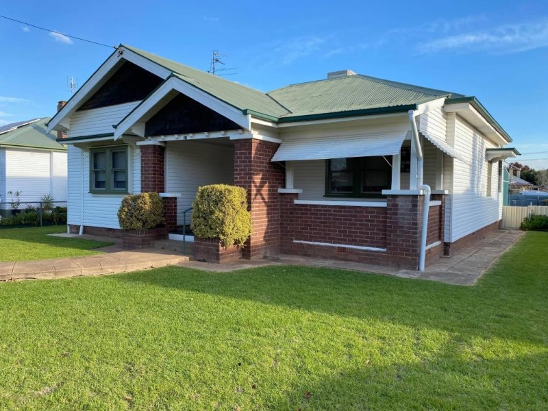 18 Renehan Street, Cootamundra NSW 2590