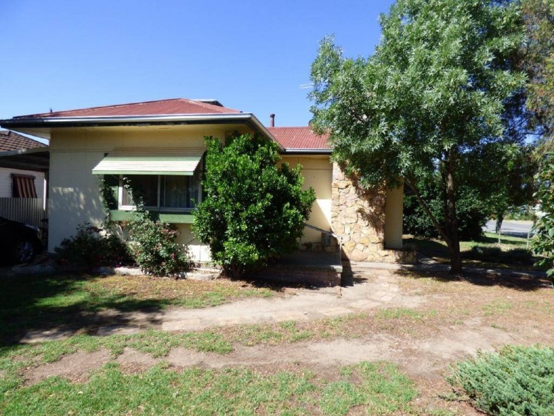 30 Francis Street, Cootamundra NSW 2590