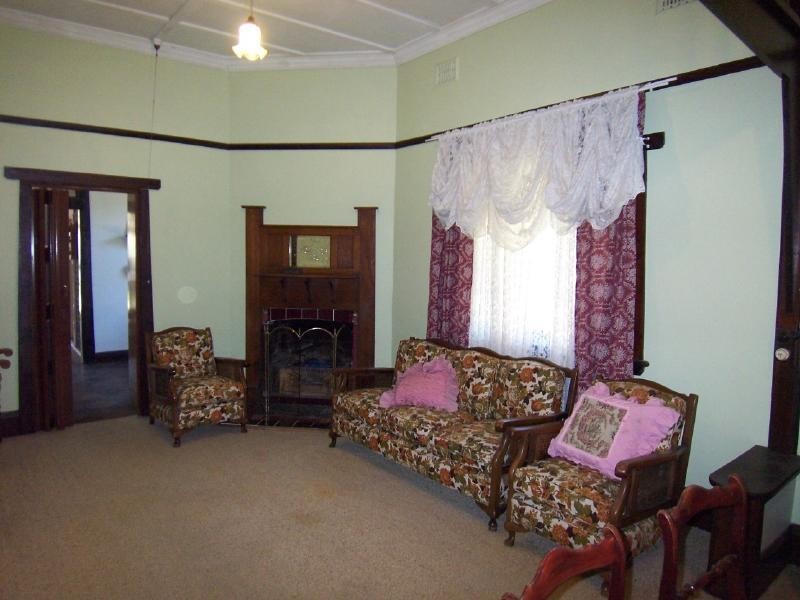 19 Martin Street, Stockinbingal NSW 2725