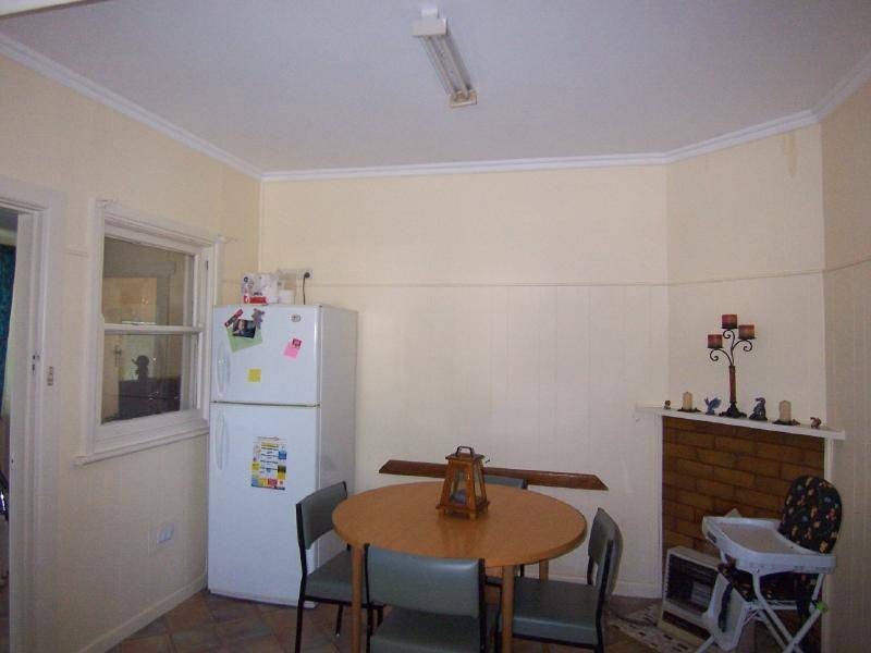 30 Cowcumbla Street, Cootamundra NSW 2590