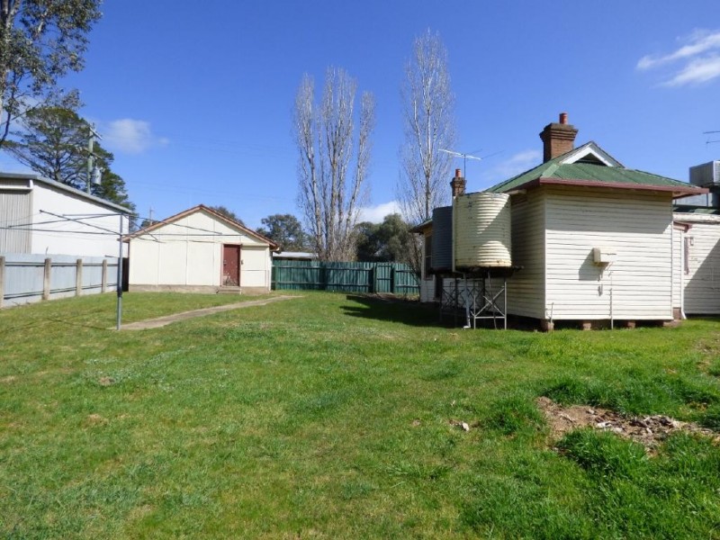 13 Queen Street, Wallendbeen NSW 2588