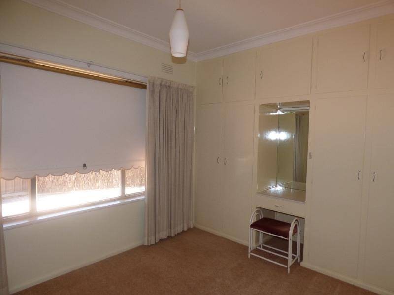 11 Adams Street, Cootamundra NSW 2590