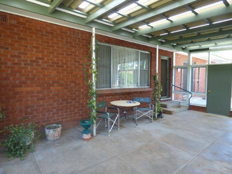 11 Adams Street, Cootamundra NSW 2590