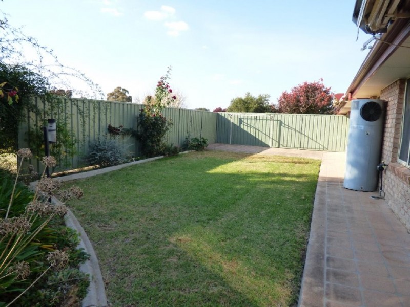 16/121 Mackay Street, Cootamundra NSW 2590