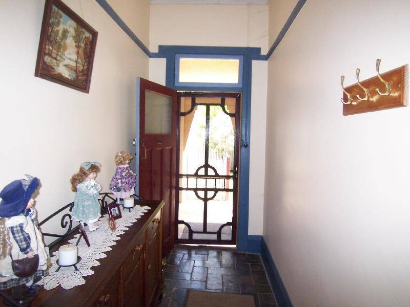 24 Murray Street, Cootamundra NSW 2590