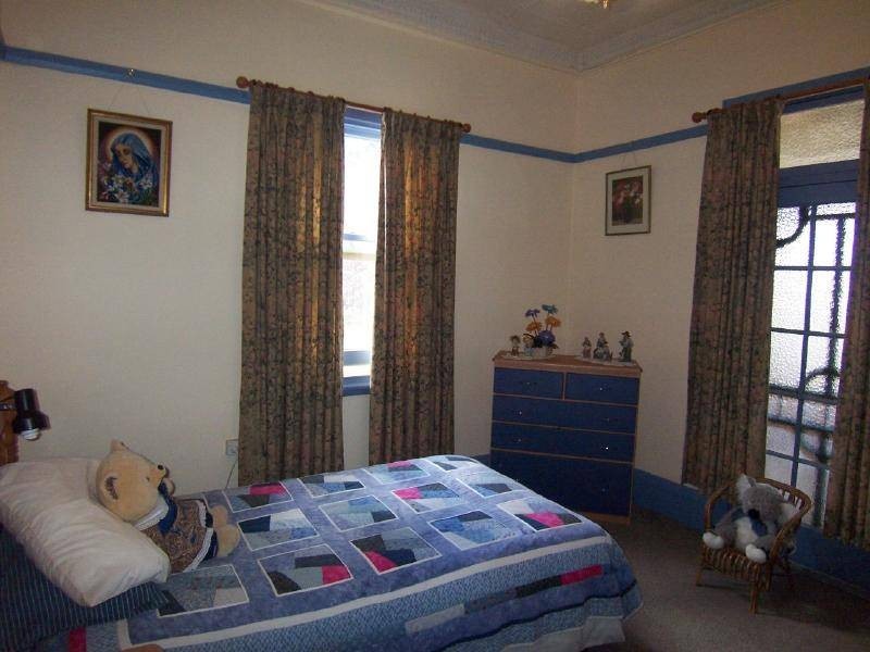 24 Murray Street, Cootamundra NSW 2590