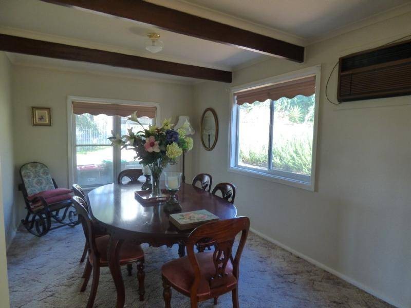 7 Campbell Street, Cootamundra NSW 2590